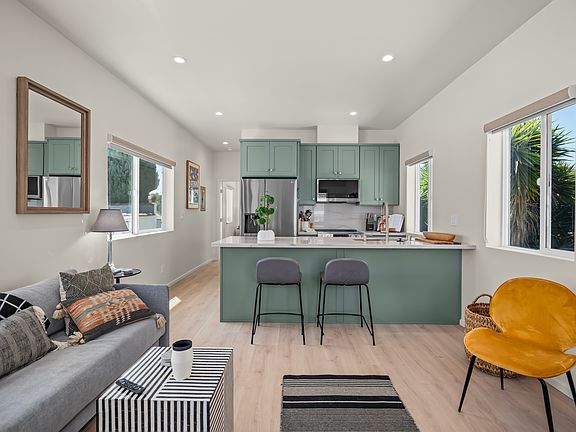 2nd image of 1339 N Formosa Ave #3/4