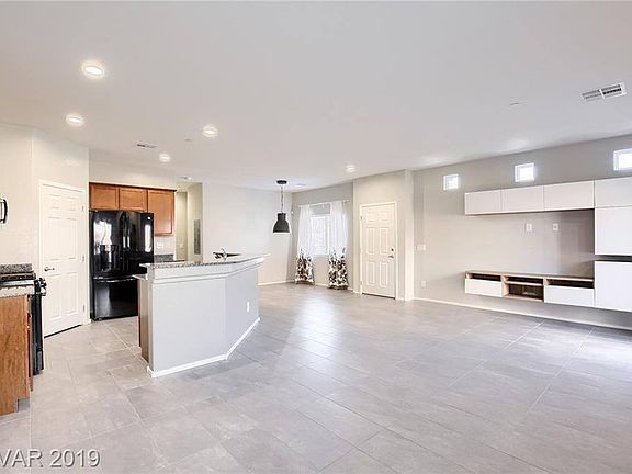 4th image of 6488 Clara Bow Ave Unit 103