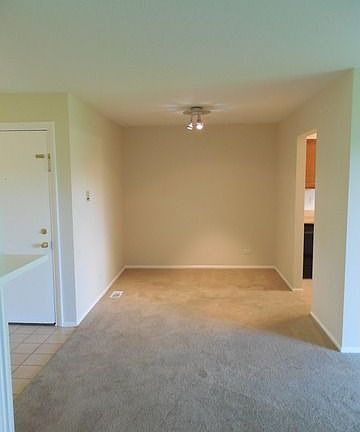 3rd image of 2750 Northampton Dr APT D1