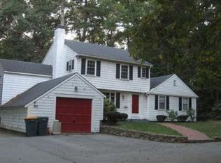 65 Pinetree Ln, Abington, MA 02351