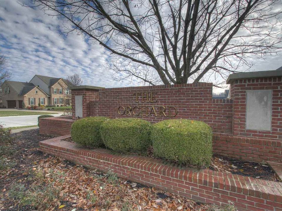 1st image of 975 Appleblossom Dr