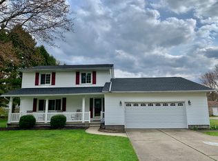 1438 Melanie Dr, Uniontown, OH