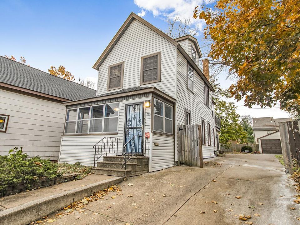 1st image of 1215 E 21st St