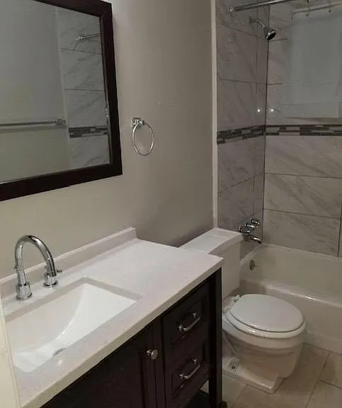 1302 N 49th Ave #4 — Photo 5