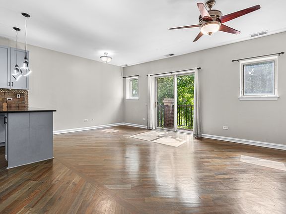2nd image of 1226 S Blue Island Ave #302