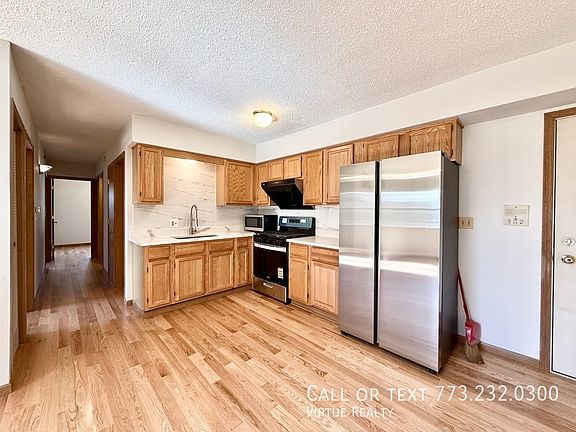 5th image of 222 W 26th St APT 205