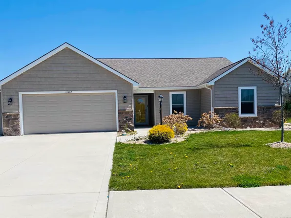 16002 Classic Lake Dr, Huntertown, IN 46748
