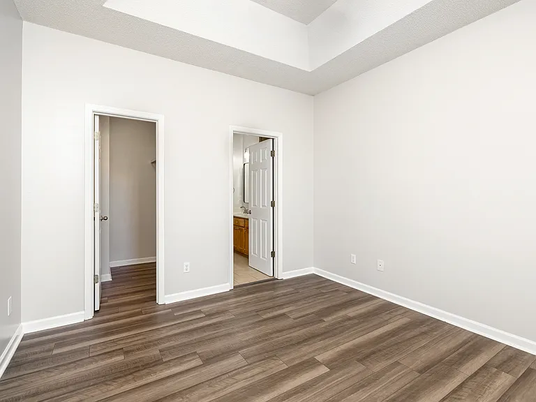1755 Titanic Ct — Photo 33