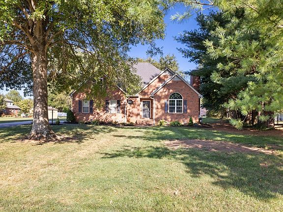 4th image of 2015 Keenland Dr