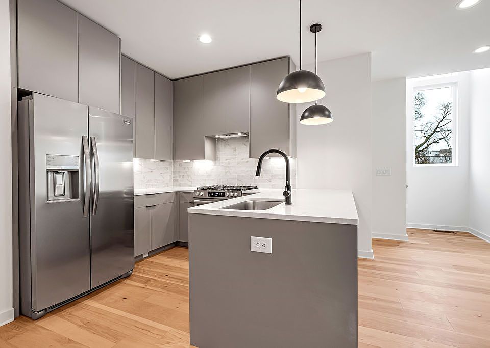 1st image of 1244B 1st Ave S #B