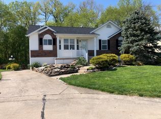 121 Heron Ct, Saint Peters, MO 63376