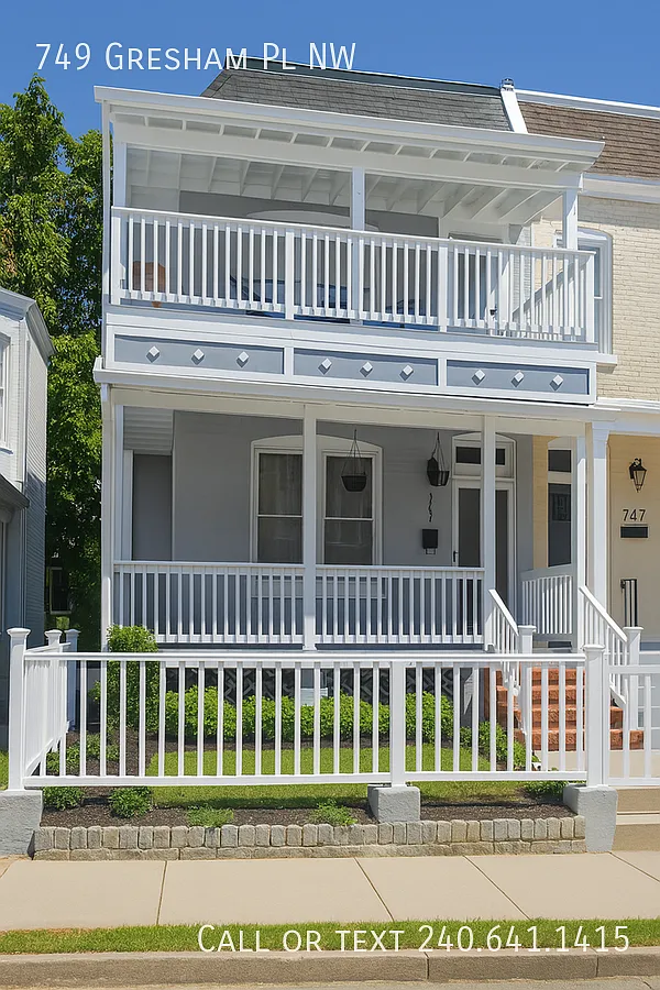 Charming Row Home with Modern Comforts in the Heart of DC (Columbia Heights)! — Photo 2