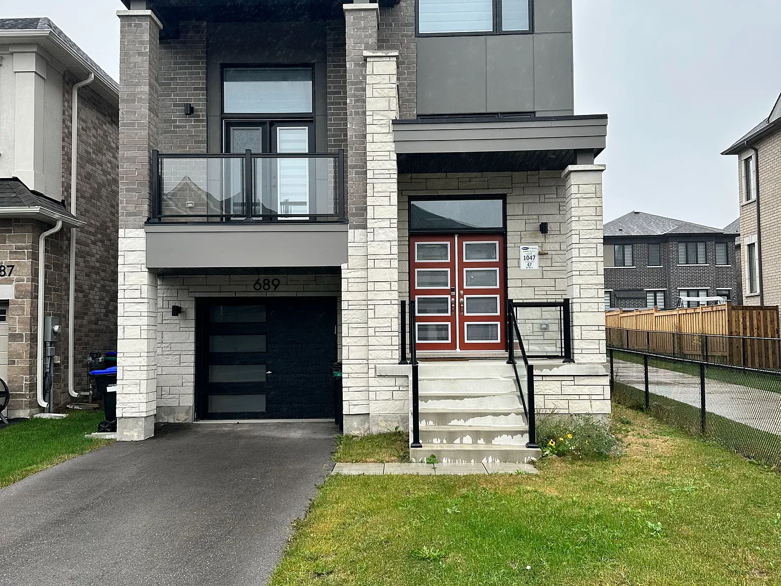 4 bed, $3,300 — Photo 1