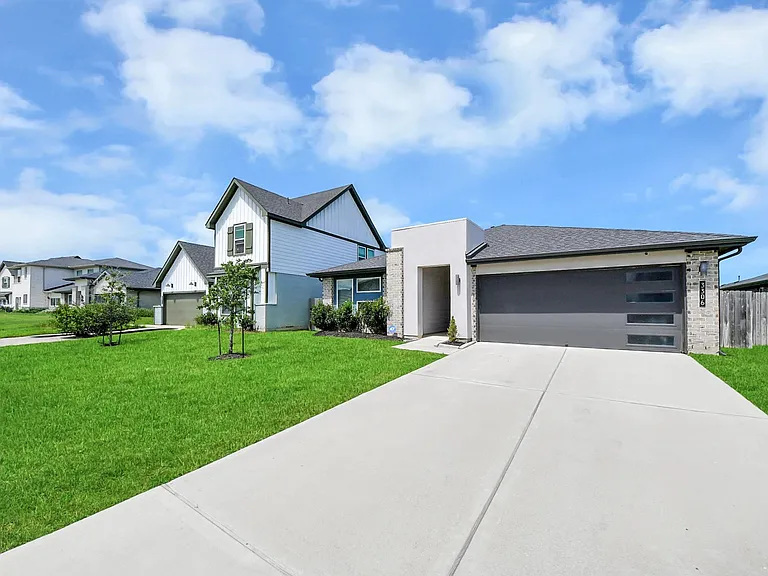 3306 Dagostino Creek Dr — Photo 45