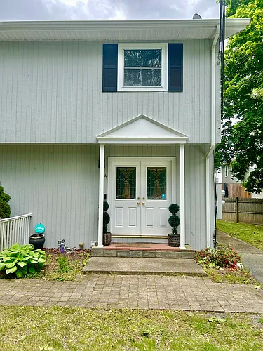 11 Carpenter Ave #A Photo 1