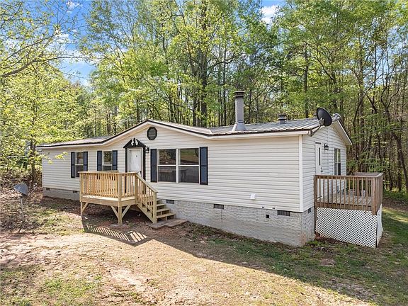 3rd image of 283 Pine Ridge Pl