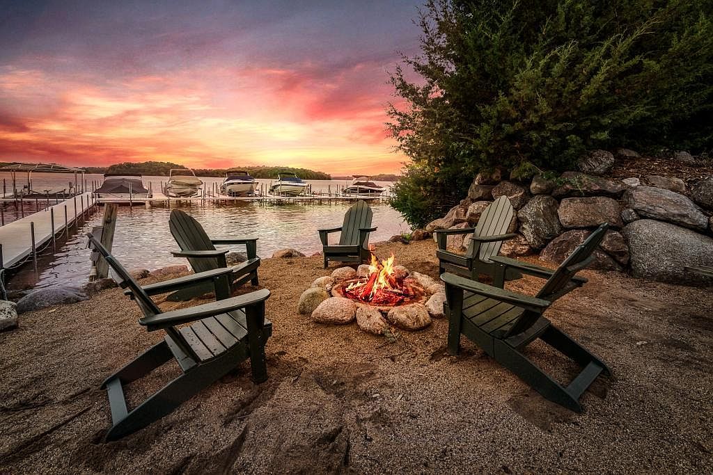 28100 Boulder Bridge Dr, Shorewood, MN 55331 Zillow