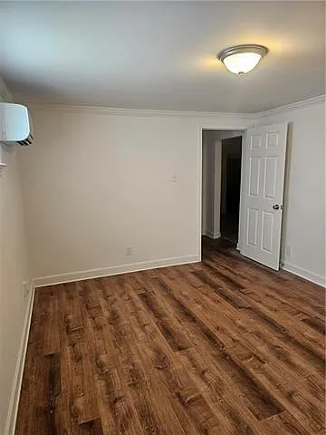 202 Cherokee St — Photo 8