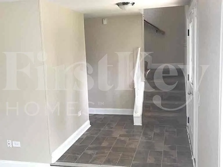 1023 Bothwell Ct — Photo 7