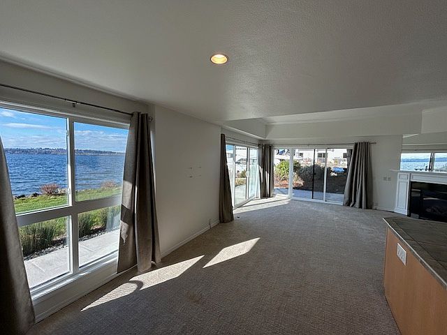 1st image of 6401 Lake Washington Blvd NE APT 101