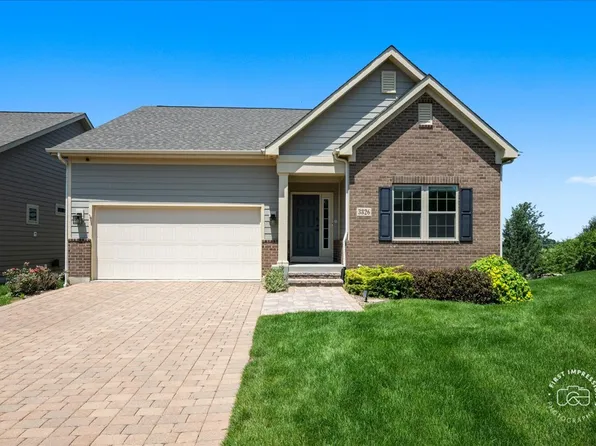 3826 Ridge Pointe Dr, Geneva, IL 60134