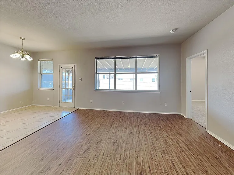 9940 Blue Bell Dr — Photo 3