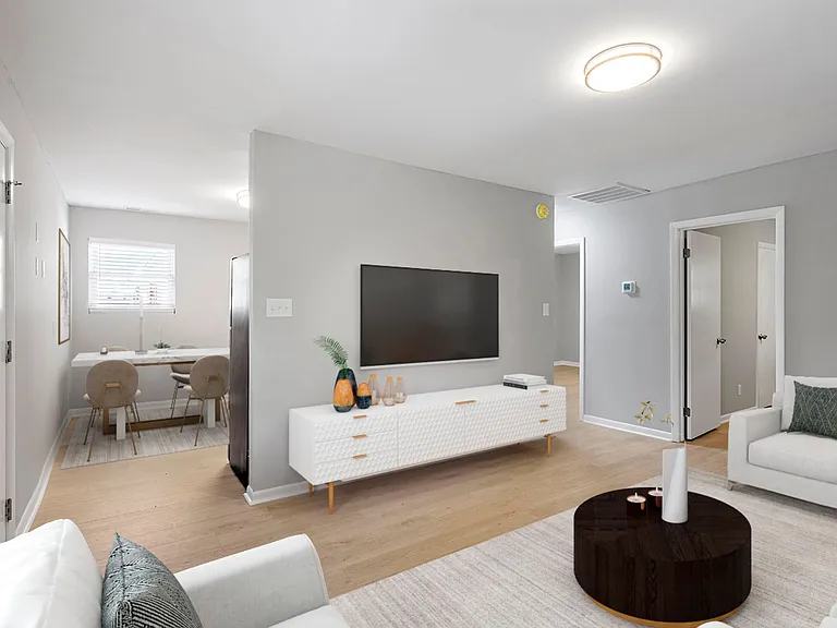 South Valley Apartments — Photo 7