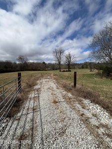 110 Peninsula Rd, Harriman, TN, 37748