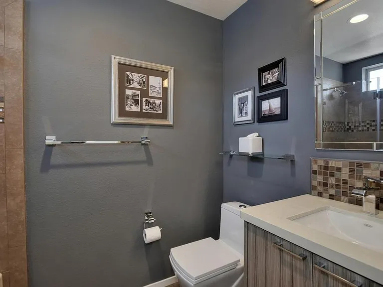 1257 Fairweather Lake Cmn — Photo 8