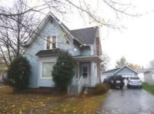 317 W Perry St, Belvidere, IL 61008