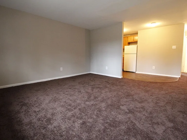 Oak Ridge Apartments — Photo 6