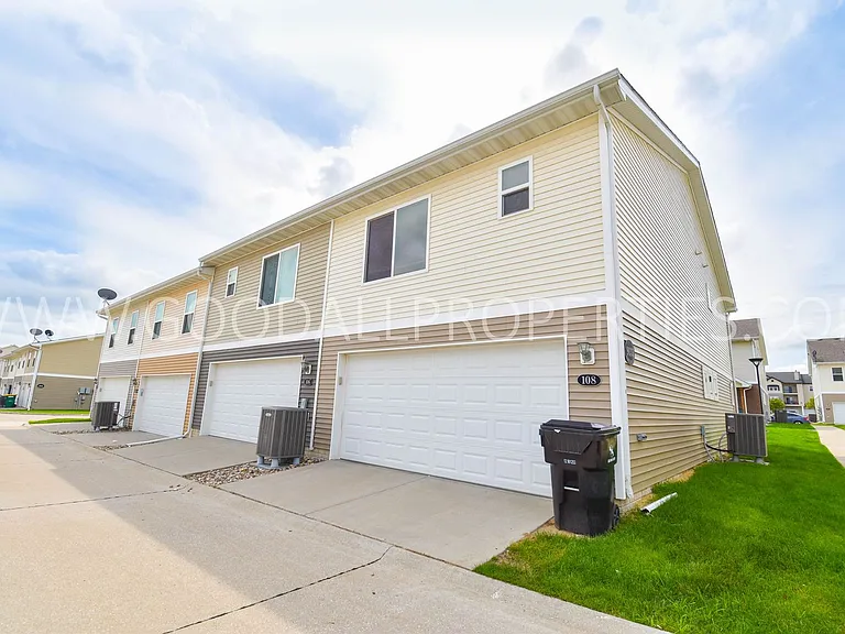 9135 Coneflower Dr #108 — Photo 15