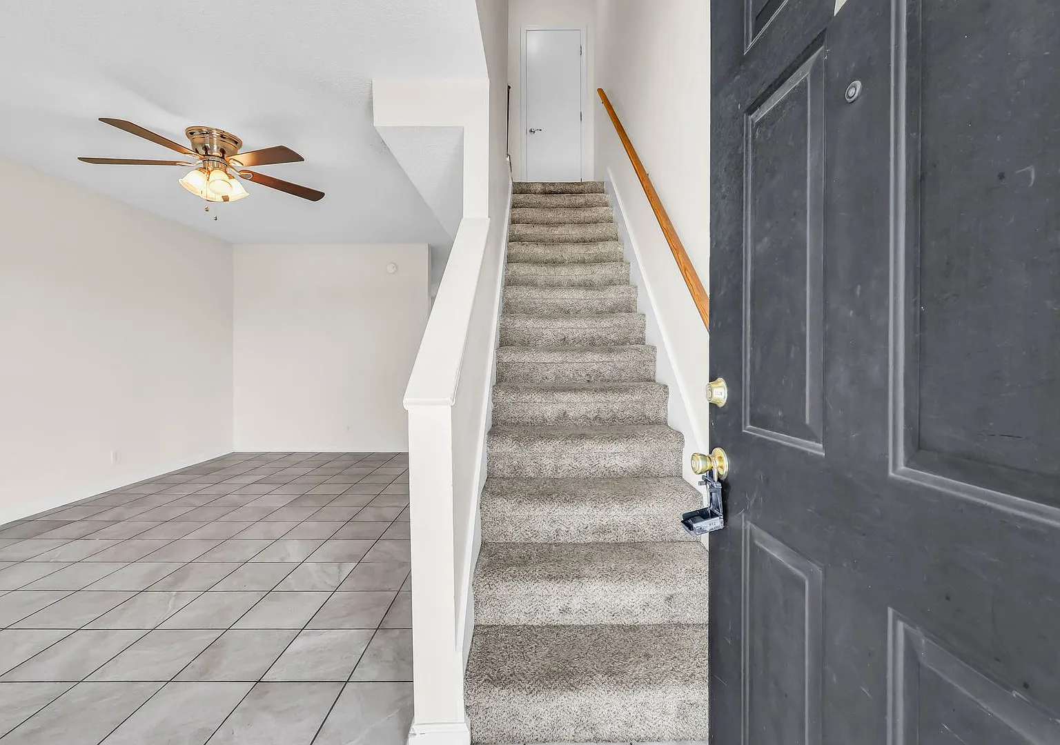 2451 W Wilson RD — Photo 2