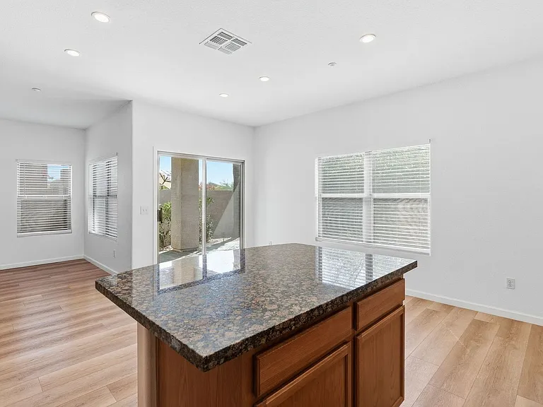 7500 E Deer Valley Rd #47 — Photo 8
