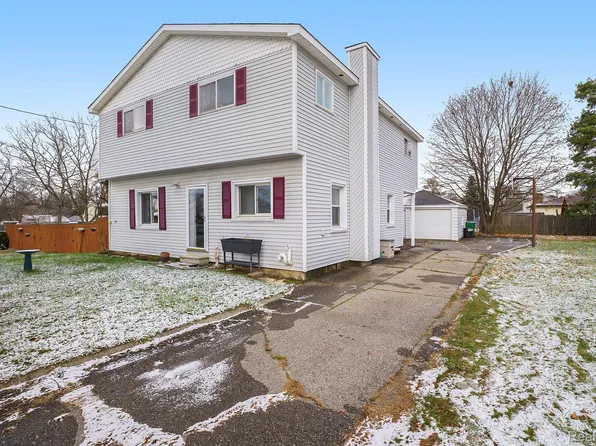 2173 Jolson Ave, Burton, MI 48529