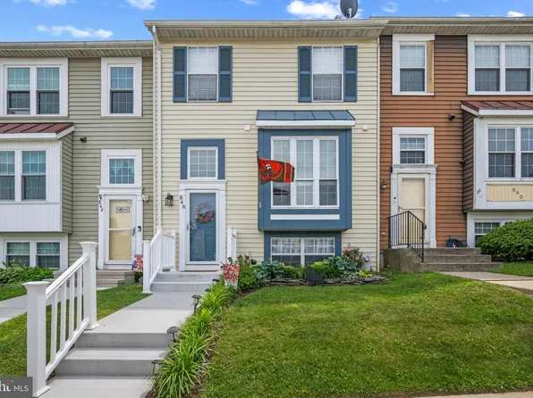 848 Century St, Hampstead, MD 21074