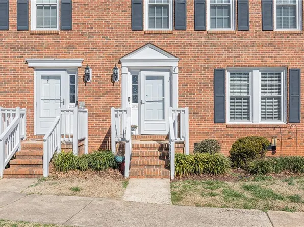 311 College Rd Unit B, Greensboro, NC 27410