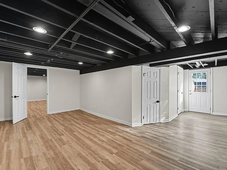 3605 SW Pryor Rd — Photo 11