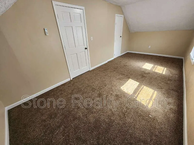 1200 S 7th St #B — Photo 3