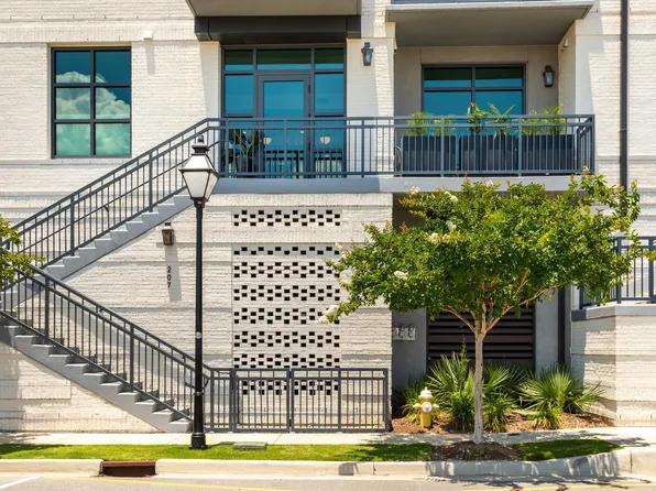 5 Gadsdenboro St #207, Charleston, SC 29401