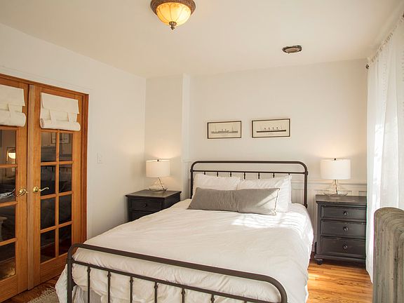 4th image of 697 Hancock St #1