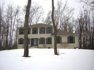 2855 Galway Bay Dr, Metamora, MI