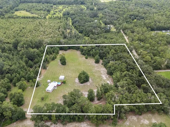 670 SW Bethlehem Ave, Fort White, FL 32038