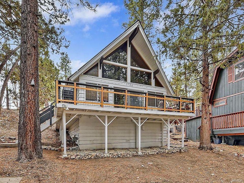 1st image of 1140 Alta Vista Ave