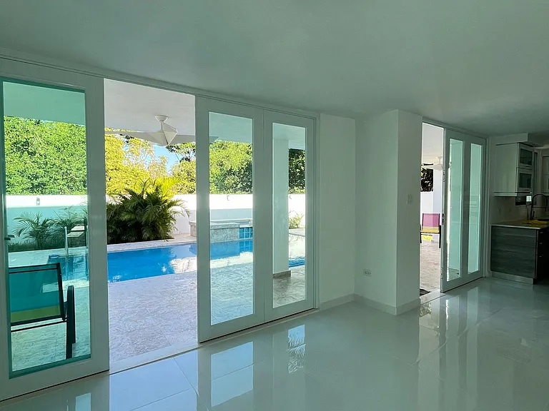 1141 Vistamar Marina E — Photo 10