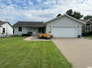 1201 26th Ave N, Clinton, IA 52732