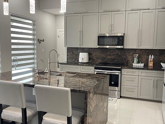 4th image of 5776 Abbey Ct