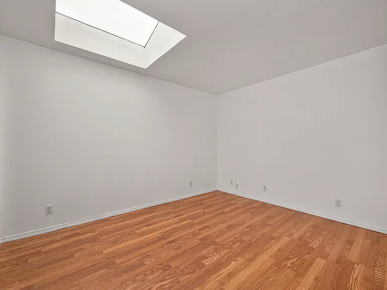 2832 Scandia Way — Photo 36