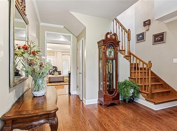 3rd image of 13101 Royal Oak Dr