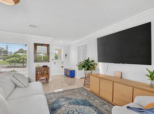 424 SW 7th Way #424, Boca Raton, FL 33486